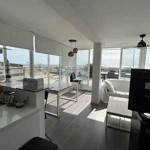 https://atico-clara-mirando-al-mar.es-andalucia.com